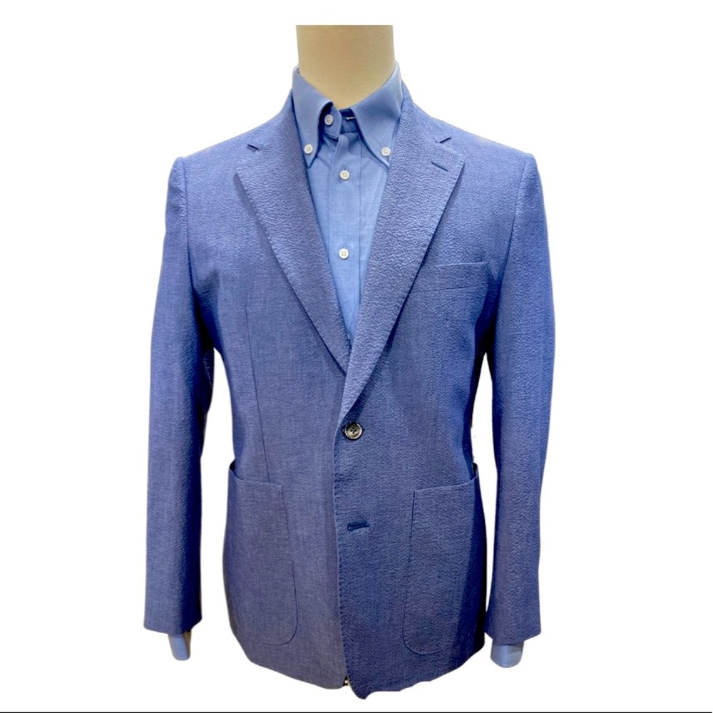 NEW: Men’s 40R Light Blue Seersucker Sport Coat from Crittenden Rawlings.